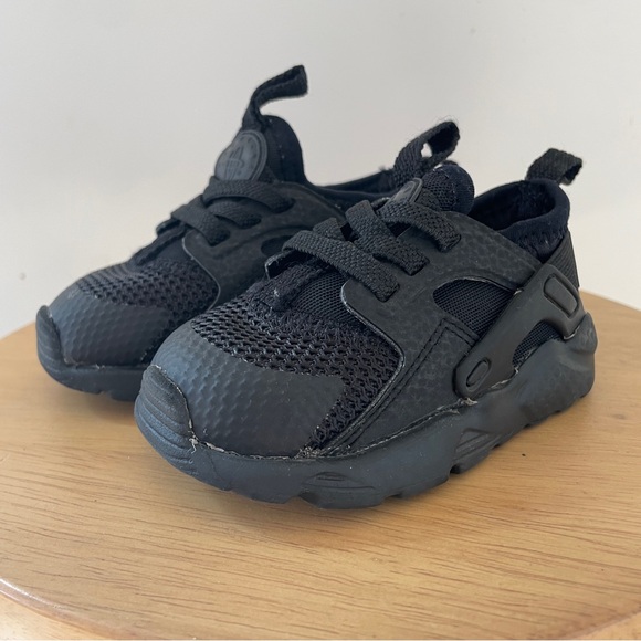 Nike Huarache Run (TD) size 4c - Picture 3 of 5